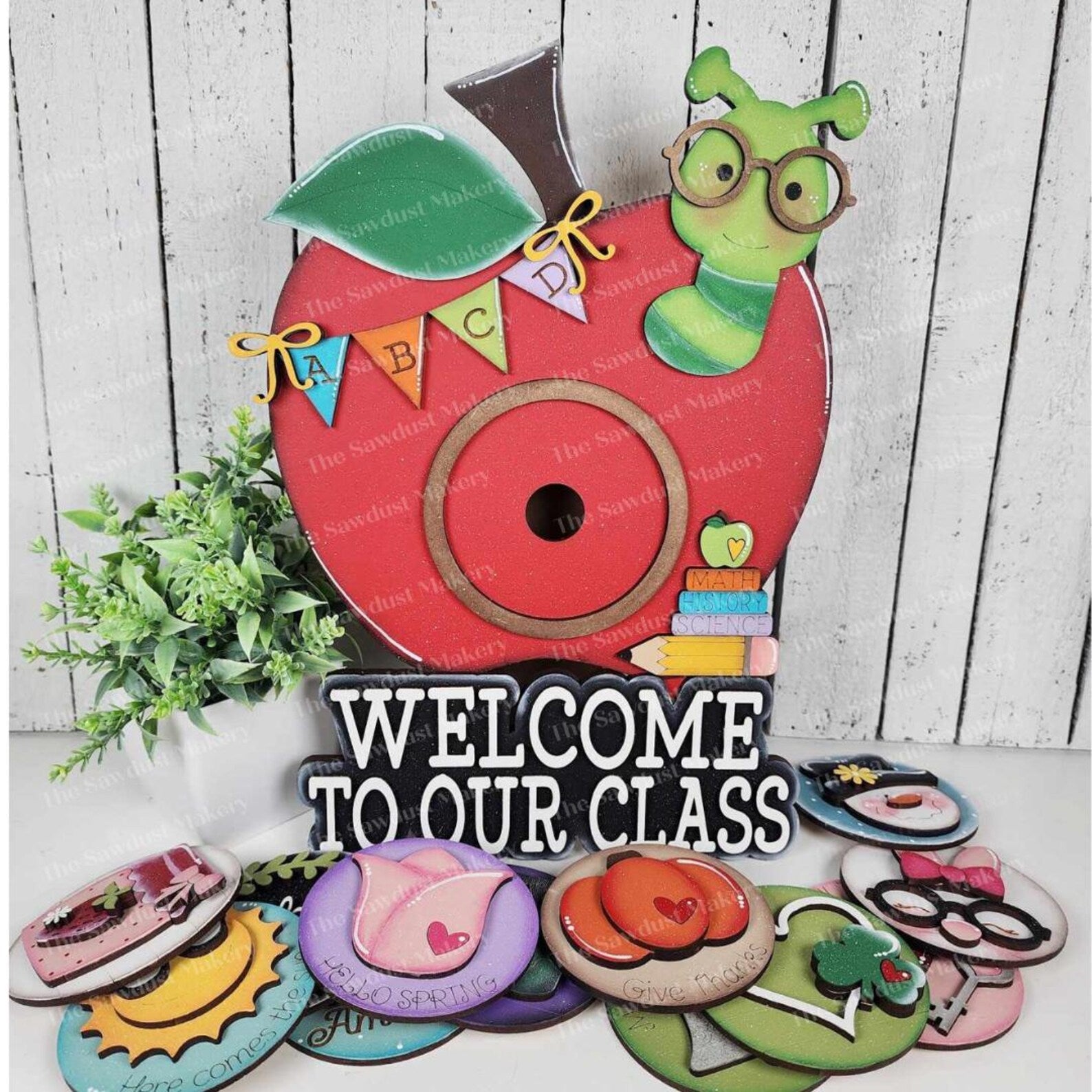 Welcome to our Class Interchangeable Apple Frame (Frame Only)
